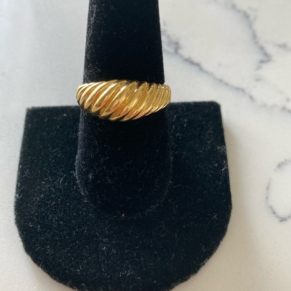 GOLD PLATED RING - Picture 1 of 3